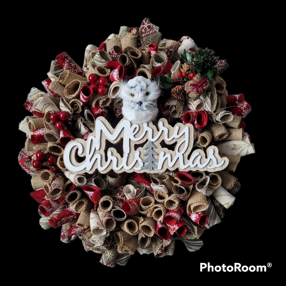 Merry Christmas Owl Holiday Wreath - Picture 3 of 4